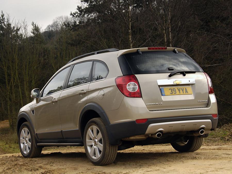  Chevrolet Captiva 2006 года  (UK) (фото 6 из 17)